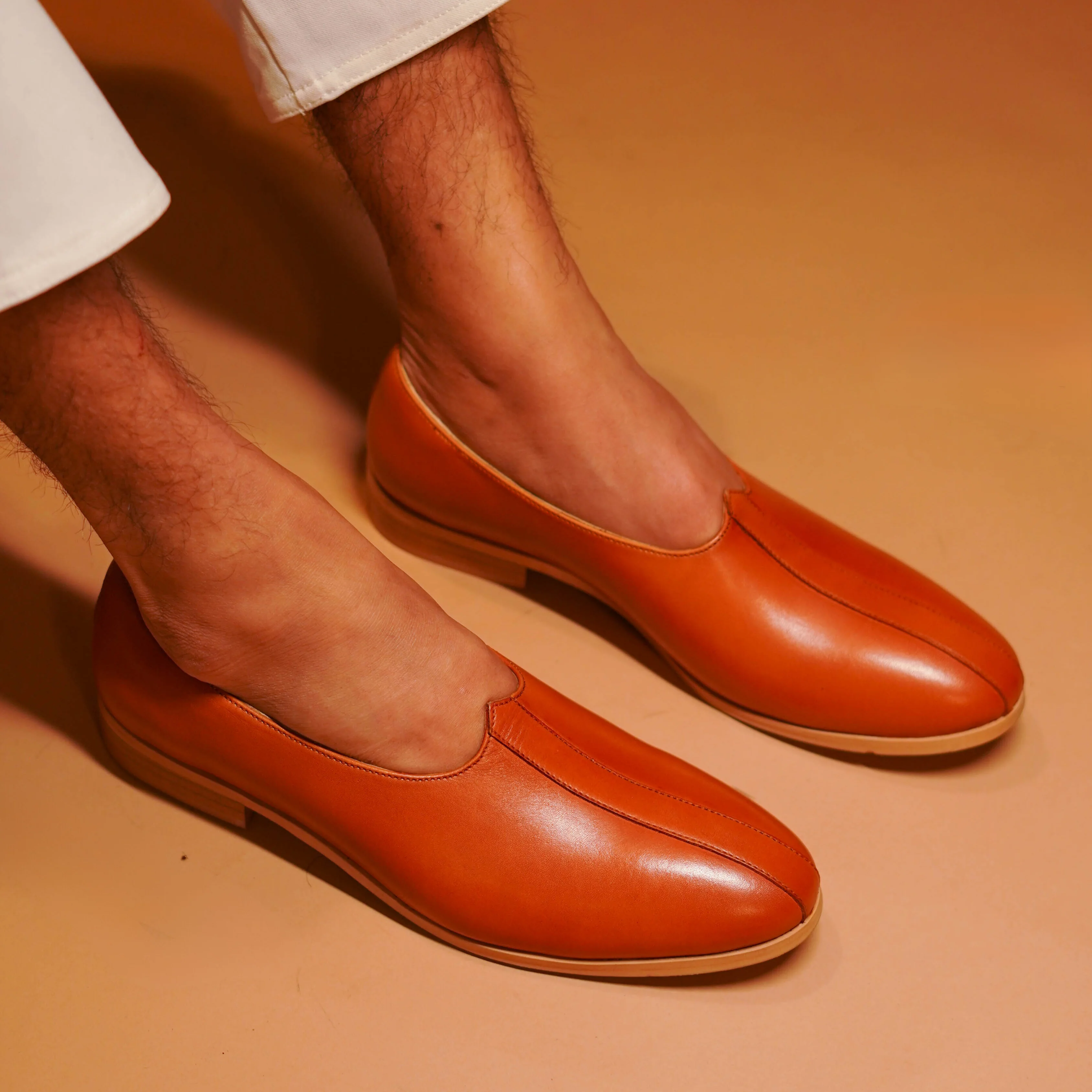 Ethnico Bronzo | Tan leather mojris - Image 10